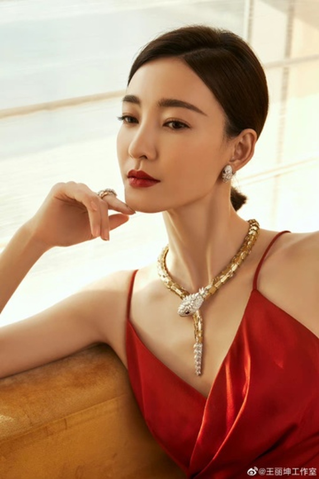 Mỹ nhân phim giờ vàng tìm cách ly hôn chồng đại gia vướng đại án lừa đảo - 1