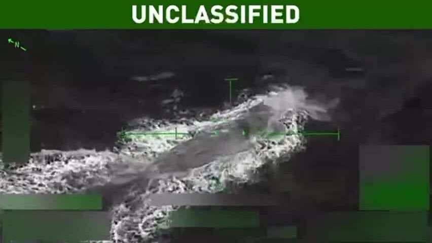 Ông Trump đăng video bắn nổ 'tàu ngầm chở ma túy' ngoài khơi Venezuela