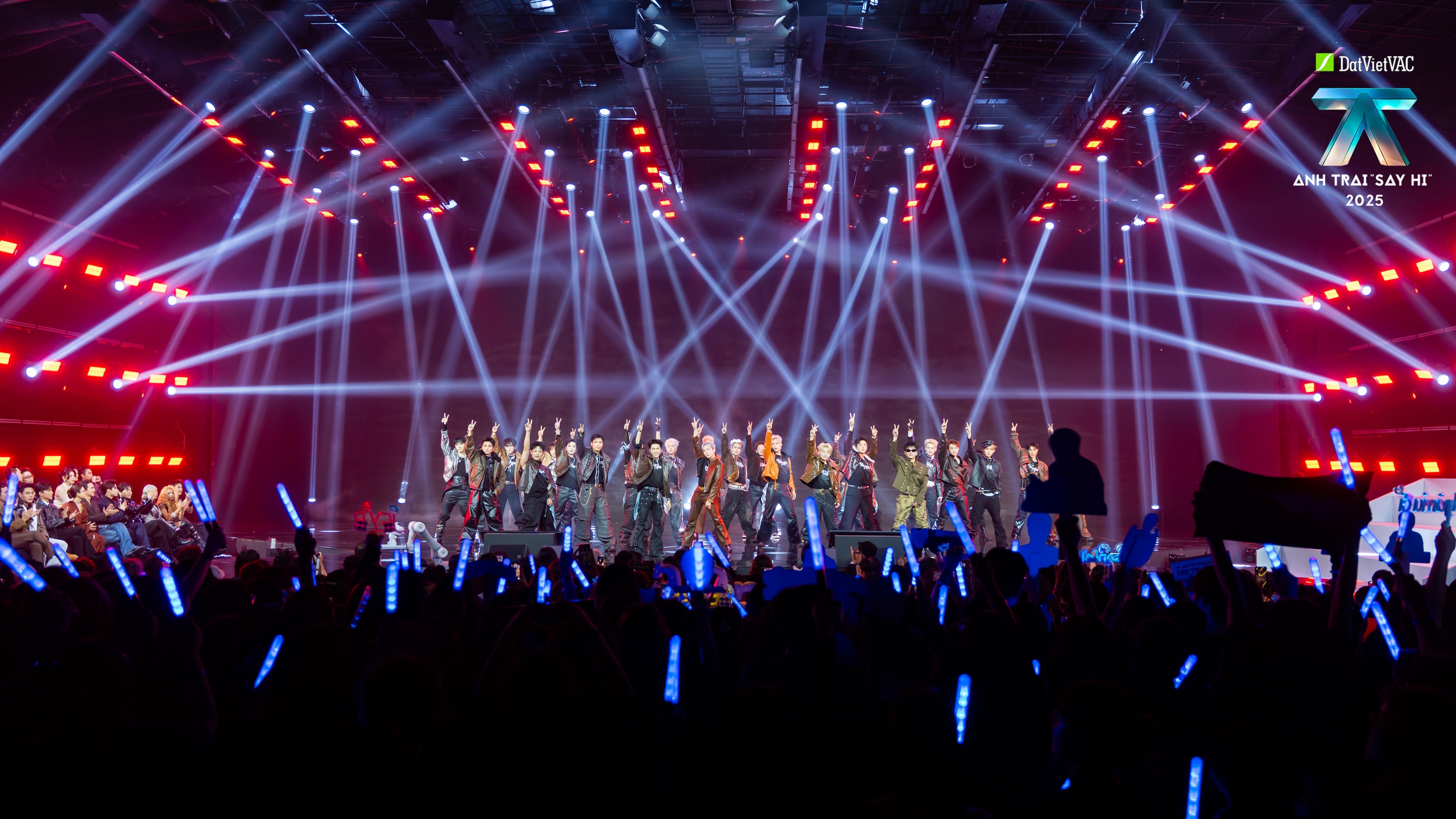 Negav gây tranh cãi khi đoạt quán quân ‘Anh trai say hi 2025’ - Ảnh 1. Negav gây tranh cãi khi đoạt quán quân ‘Anh trai say hi 2025’ - Ảnh 1.