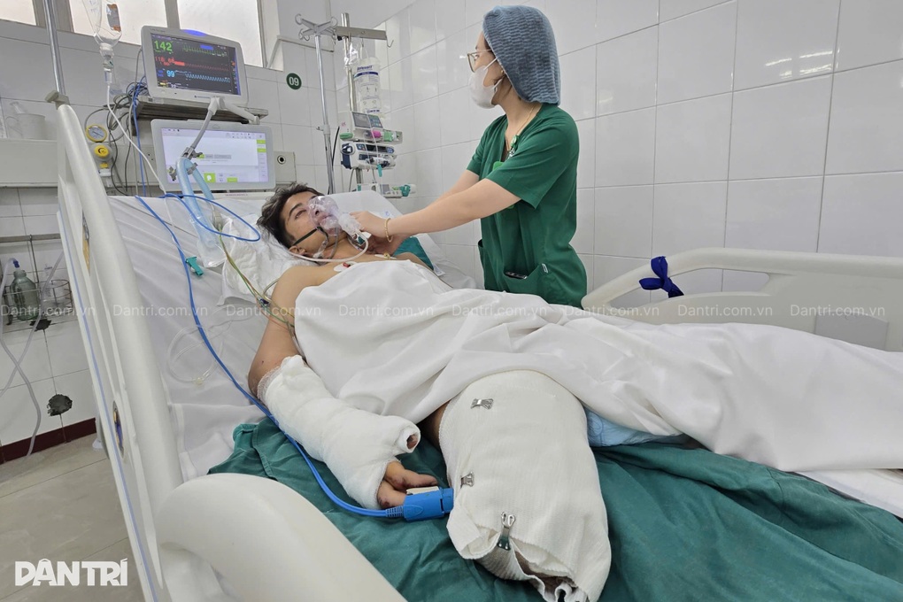 Ngã vào gầm xe tải, chàng trai 18 tuổi nguy kịch, gia đình kiệt quệ cầu cứu - 1