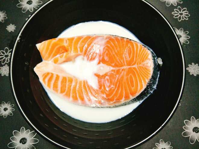 Đừng chỉ rửa cá với nước chanh, loại nước này là Đừng chỉ rửa cá với nước chanh, loại nước này là