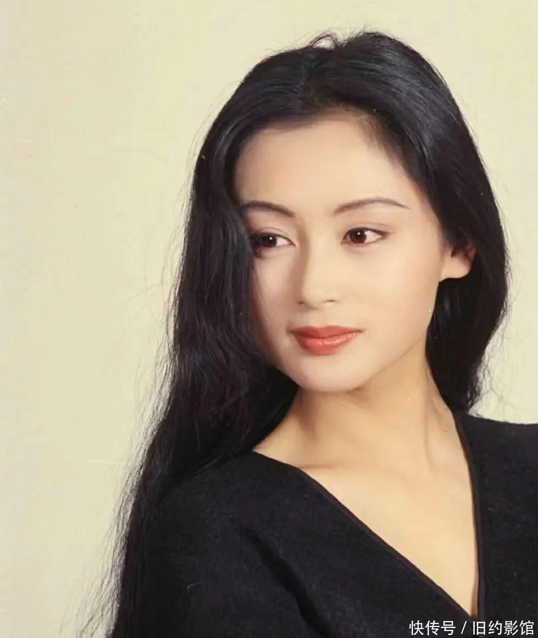 Ngắm giai nhân này mới hiểu thế nào là “phong hoa tuyệt đại”: Hiện thân của vẻ đẹp cao quý, không bao giờ tìm được người thứ 2- Ảnh 1.