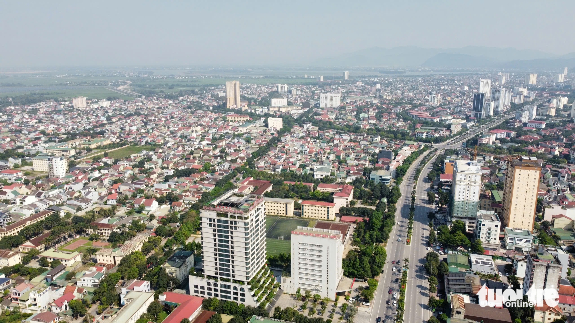 trung tâm hành chính - Ảnh 1.