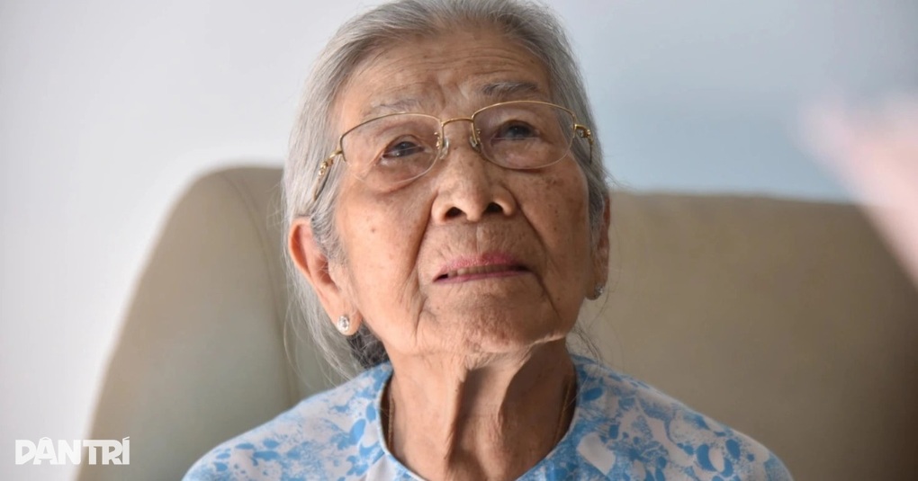 Nghệ sĩ Phi Điểu nhập viện cấp cứu ở tuổi 92, sức khỏe hiện ra sao? - 1