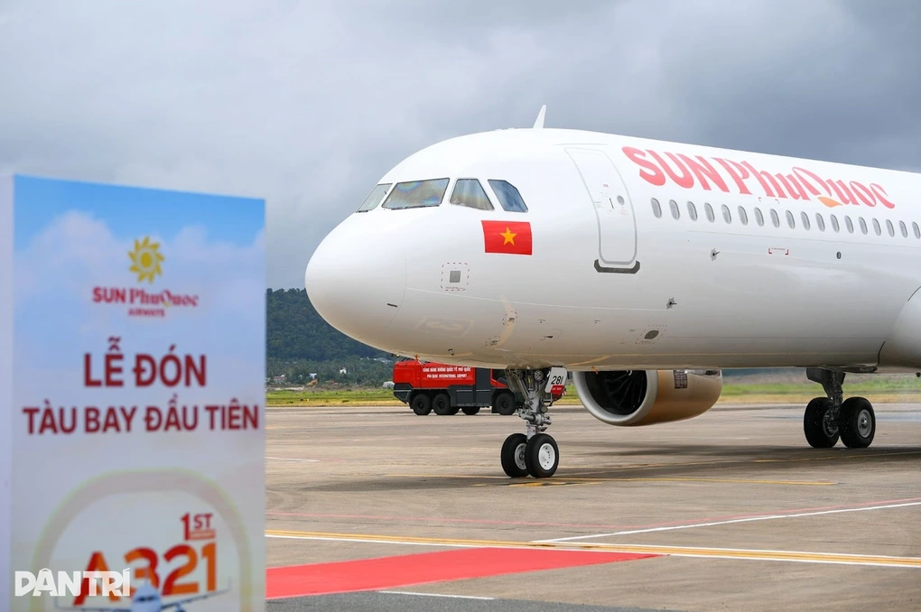 Nghỉ Tết Dương 4 ngày: Khách đổ xô săn vé, có chặng bay giá 10 triệu đồng - 2