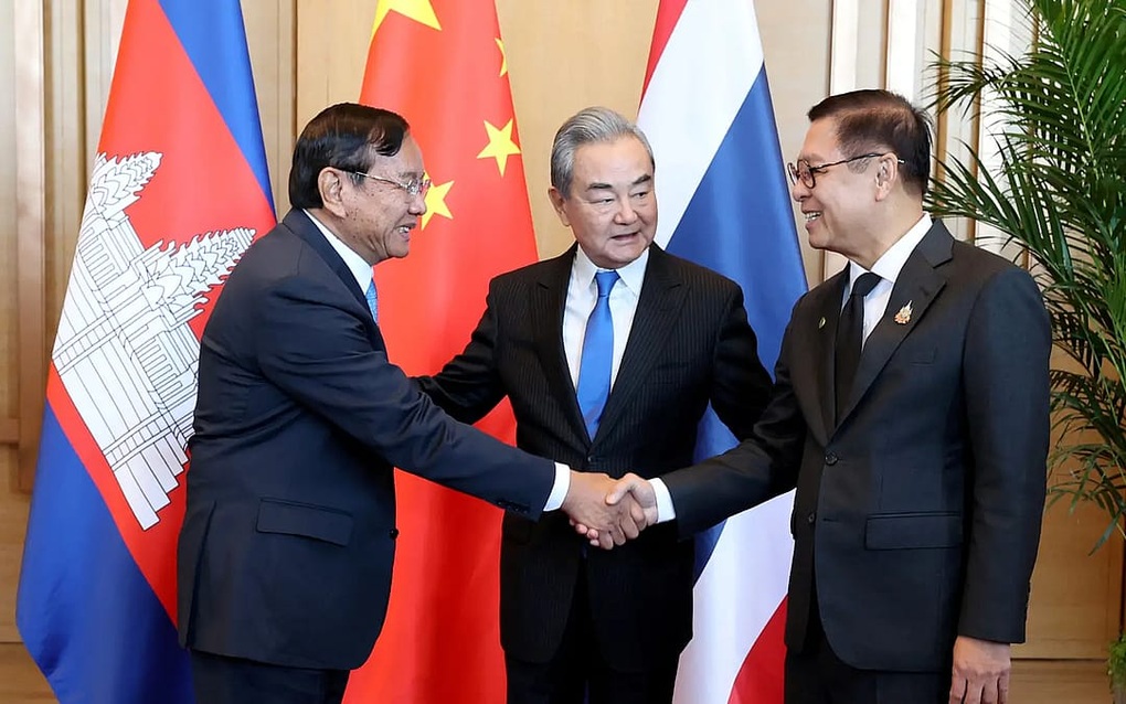 Ngoại trưởng Thái Lan - Campuchia tới Trung Quốc, củng cố lệnh ngừng bắn - 1