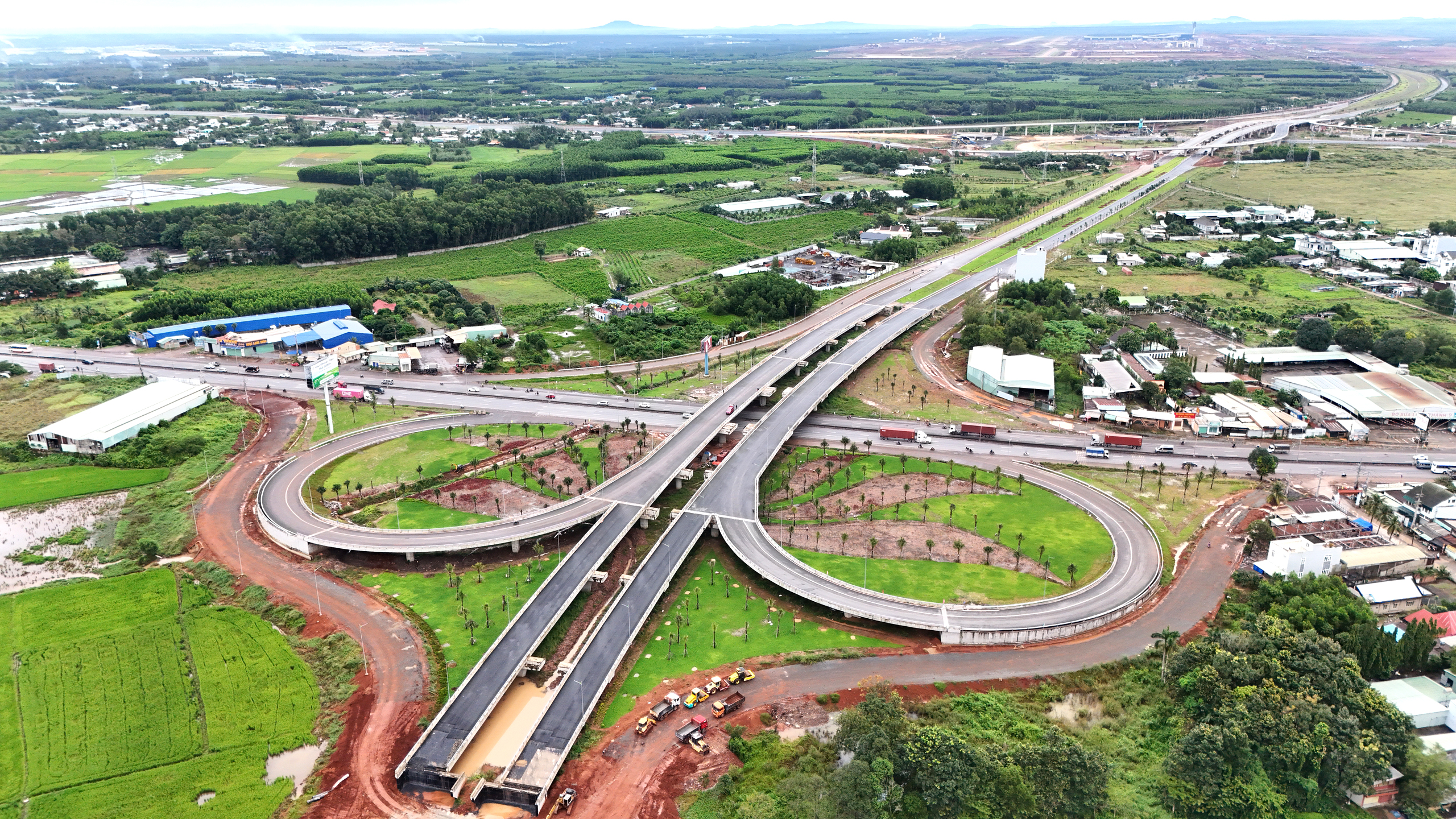 Người dân TP.HCM đến sân bay Long Thành bằng đường nào?- Ảnh 1.