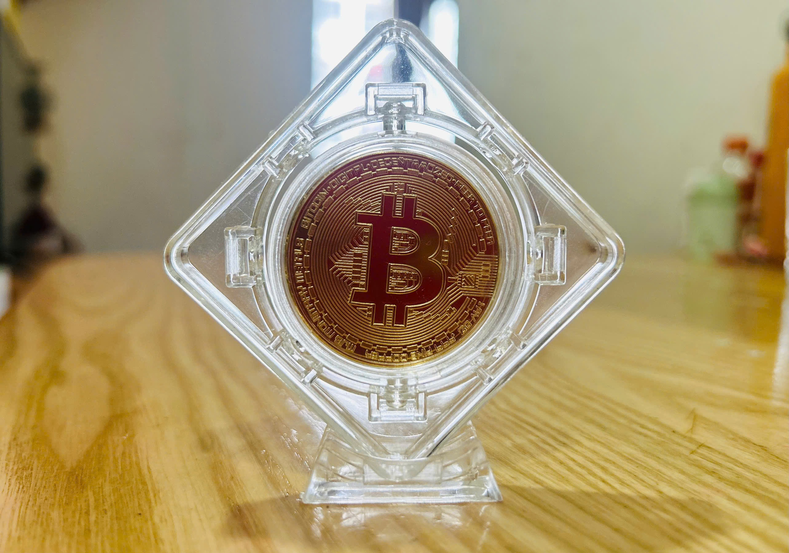 Người sở hữu Bitcoin, Ethereum… sẽ được mua bán hợp pháp tại Việt Nam thông qua sàn - Ảnh 1. Người sở hữu Bitcoin, Ethereum… sẽ được mua bán hợp pháp tại Việt Nam thông qua sàn - Ảnh 1.