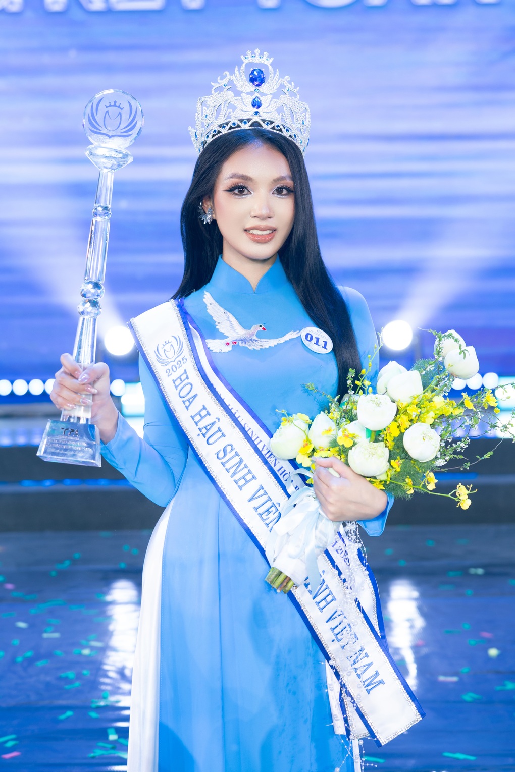 Nguyễn Phương Thanh đăng quang Hoa hậu Sinh viên Hòa bình Việt Nam 2025 - 1