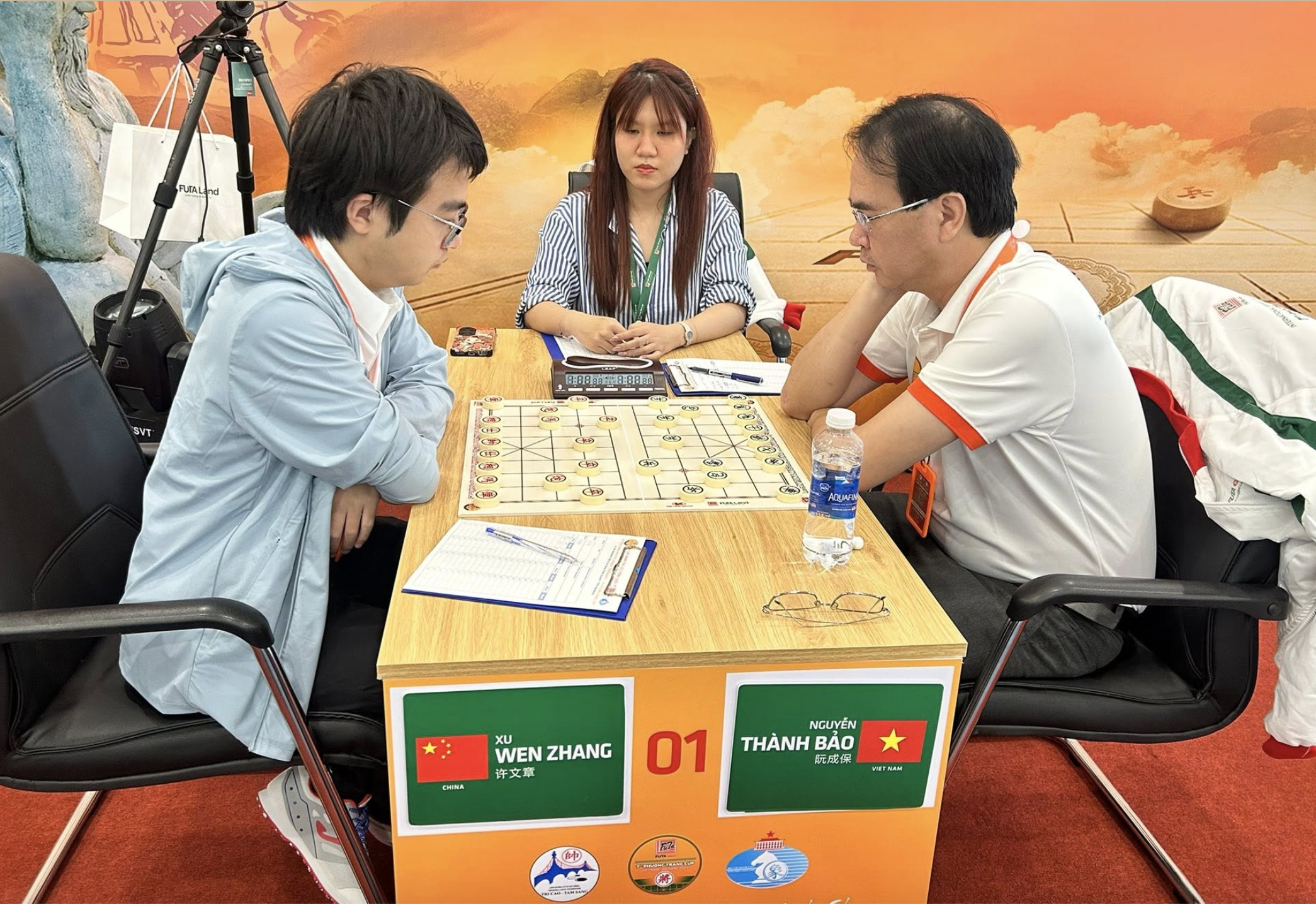 Giải Cờ tướng quốc tế – Cúp Phương Trang: Nguyễn Thành Bảo đại chiến sao Hoa lục - Ảnh 1.