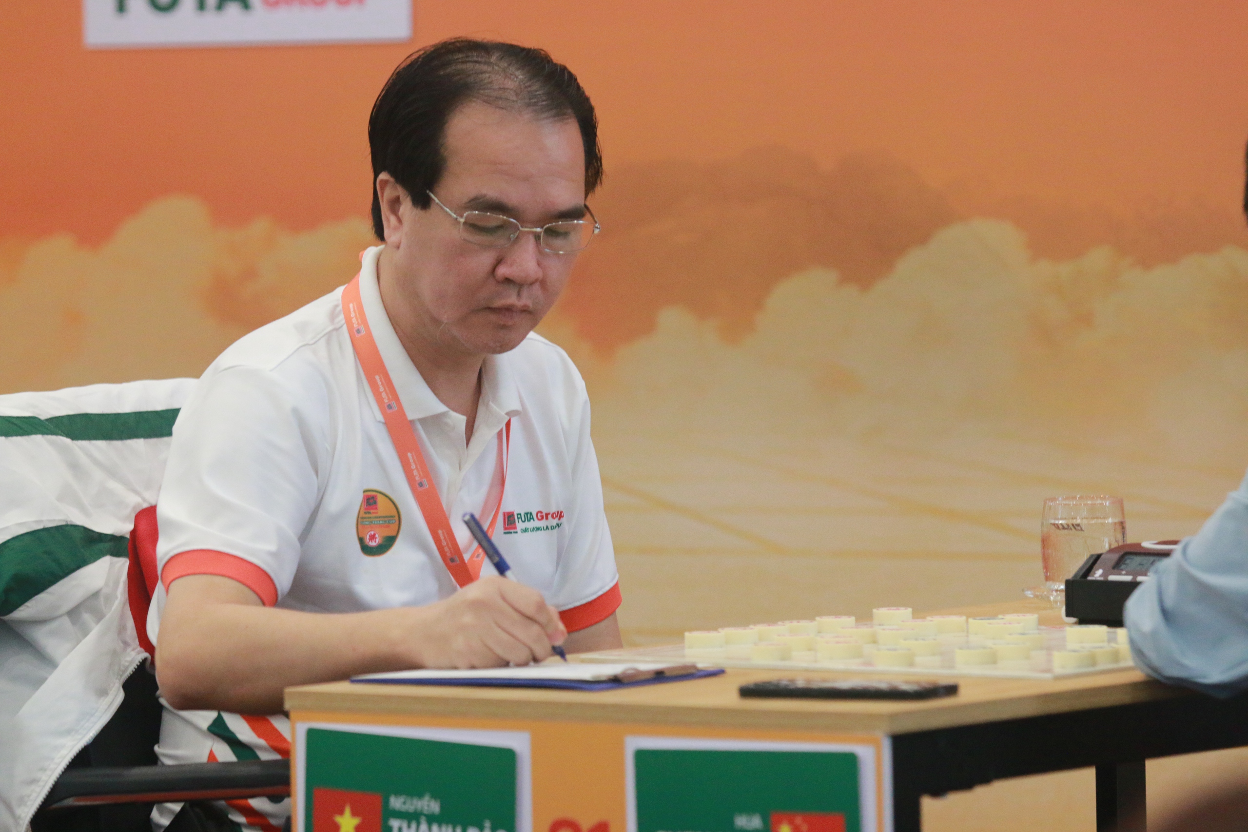 Nguyễn Thành Bảo hạ thần đồng Trung Quốc, tranh chung kết Cúp Cờ tướng Phương Trang 1 Nguyễn Thành Bảo hạ thần đồng Trung Quốc, tranh chung kết Cúp Cờ tướng Phương Trang - Ảnh 1.