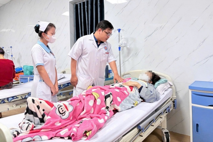 203 người bị ngộ độc thực phẩm sau khi ăn bánh mì Hồng Vân. Ảnh: N.X