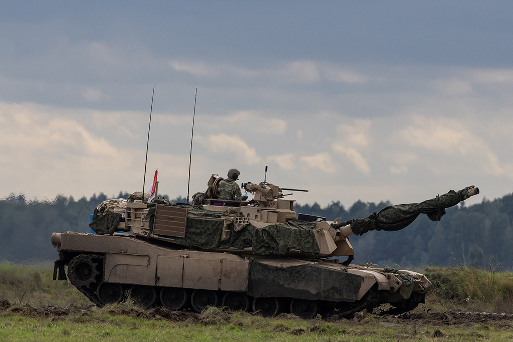 - Ảnh 1. - Ảnh 1.