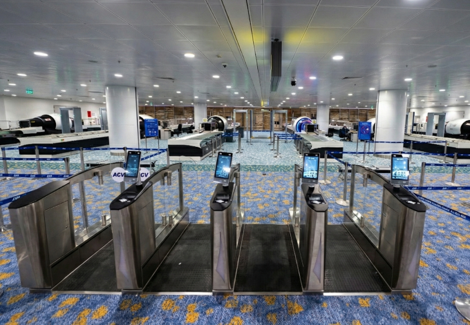 Hệ thống kiểm soát an ninh tự động. Ảnh: Phương Linh