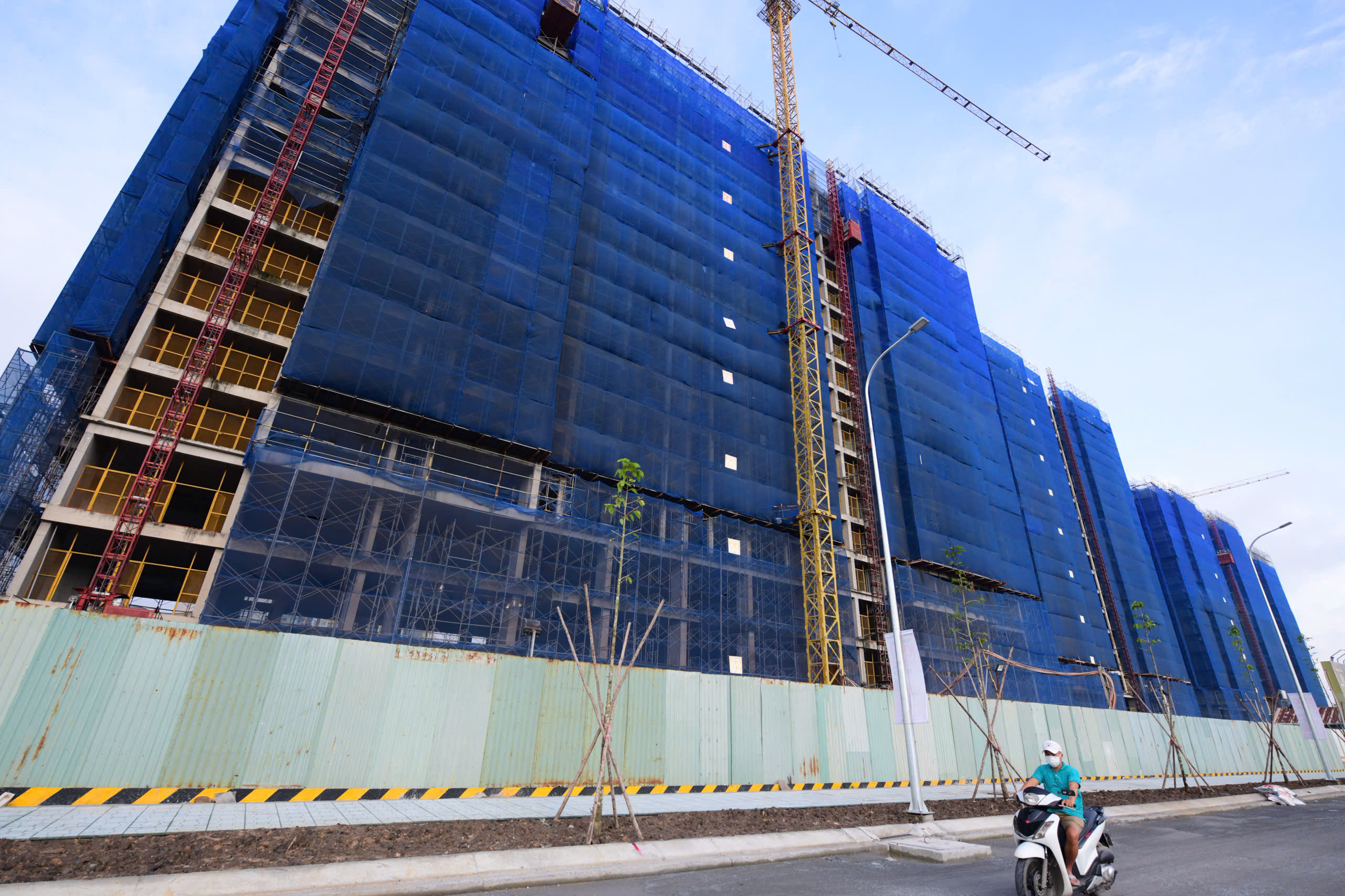 Nhà ở riêng lẻ ở TP.HCM được cấp phép xây dựng tạm quy mô 3 tầng, 1 hầm 1 Nhà ở riêng lẻ ở TP.HCM được cấp phép xây dựng tạm quy mô 3 tầng, 1 hầm - Ảnh 1.