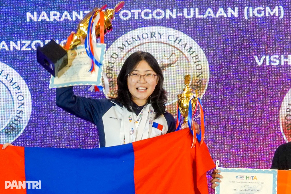 Nhà vô địch siêu trí nhớ thế giới 16 tuổi “luyện não” 10 tiếng/ngày - 1