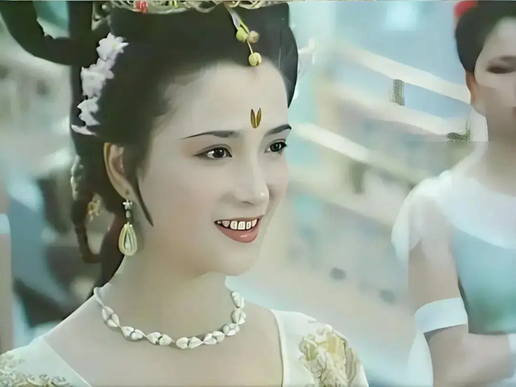 Nhan sắc một thời của đệ nhất mỹ nhân cổ trang Trung Quốc 6 Nhan sắc một thời của 'đệ nhất mỹ nhân cổ trang' Trung Quốc - 5