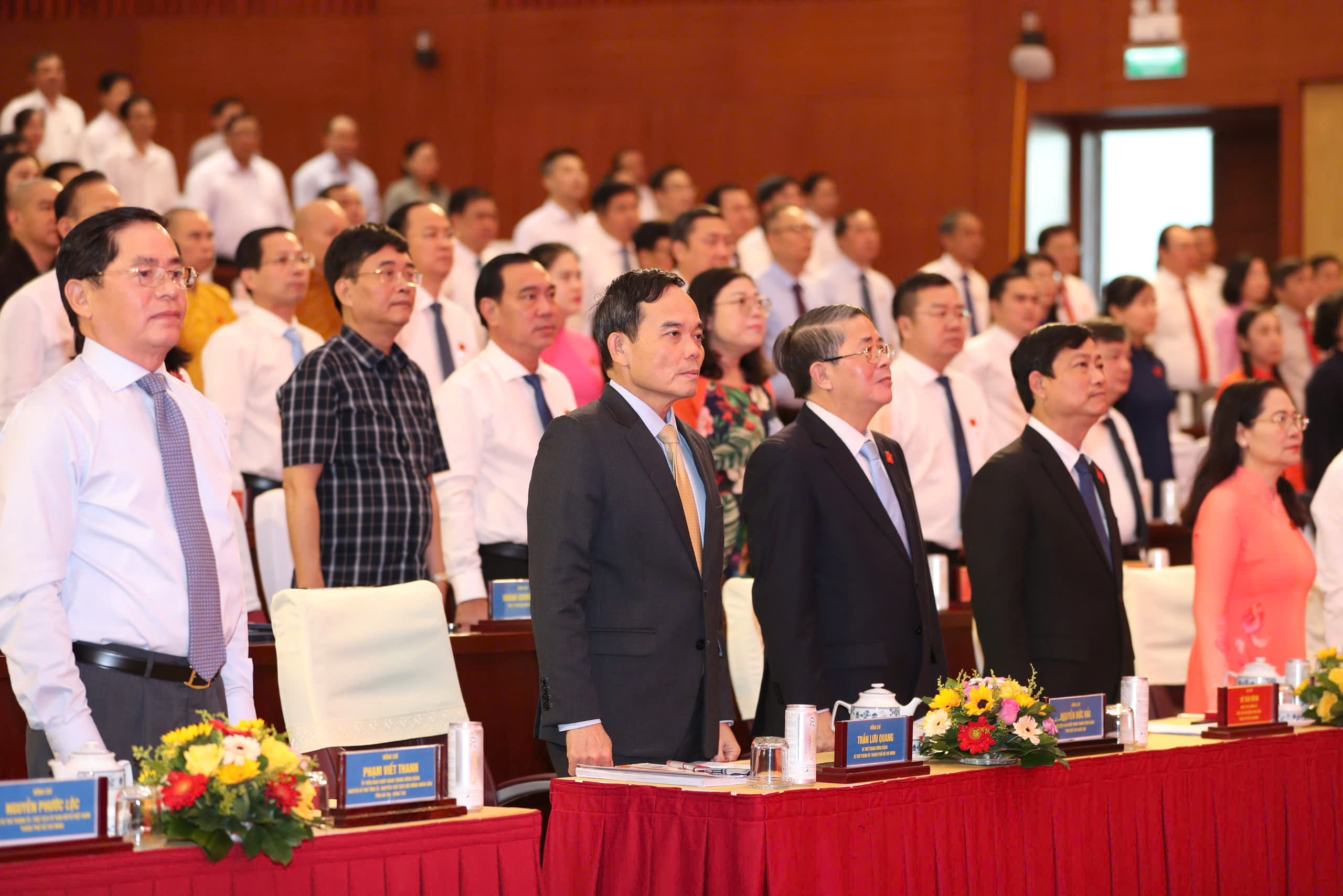 HĐND TPHCM khóa X: Dấu ấn nhiệm kỳ vượt khó trong bối cảnh chuyển động lớn - Ảnh 1.