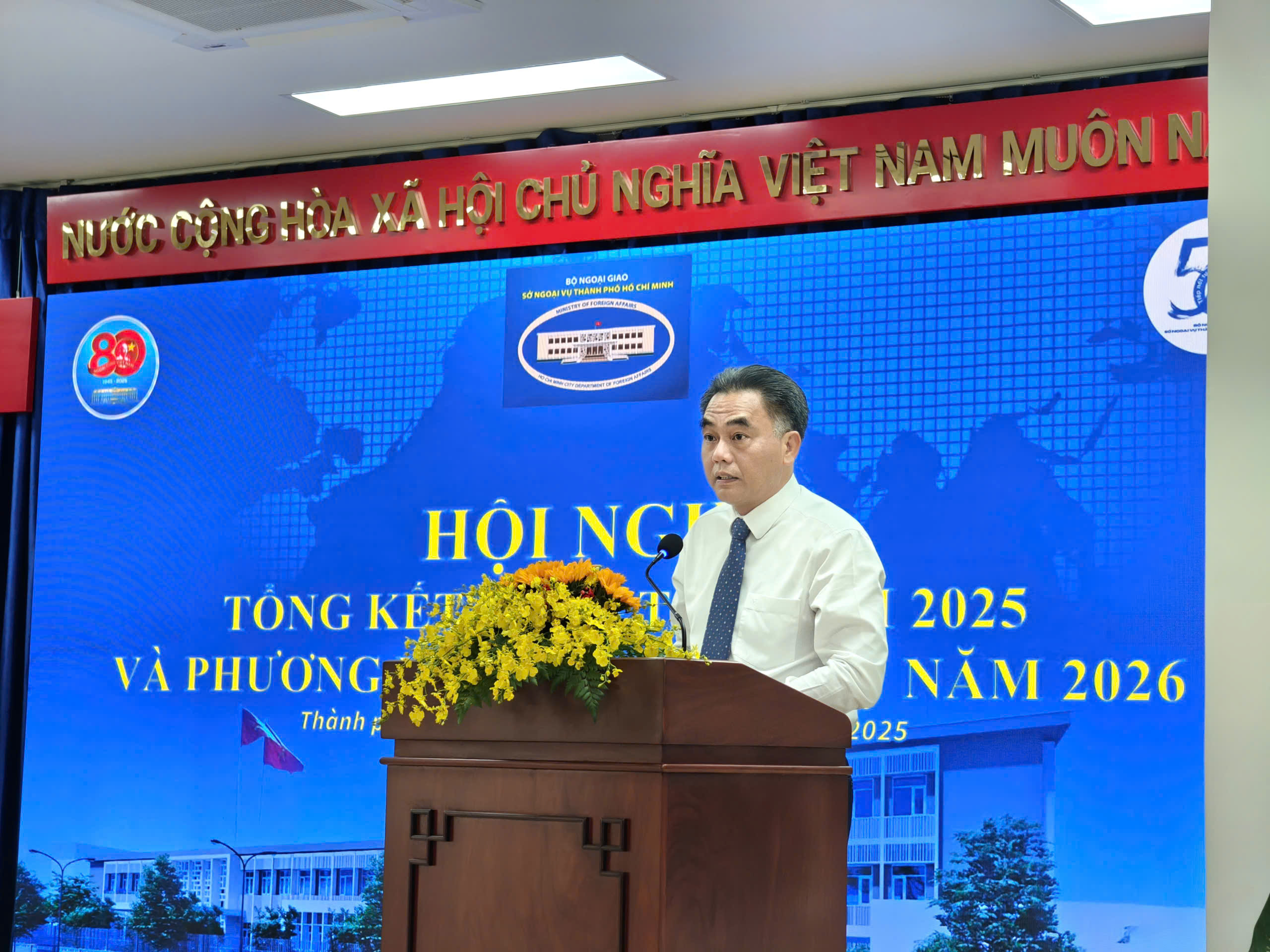 Đối ngoại TP HCM: Đổi mới tư duy, thúc đẩy tăng trưởng - Ảnh 1.