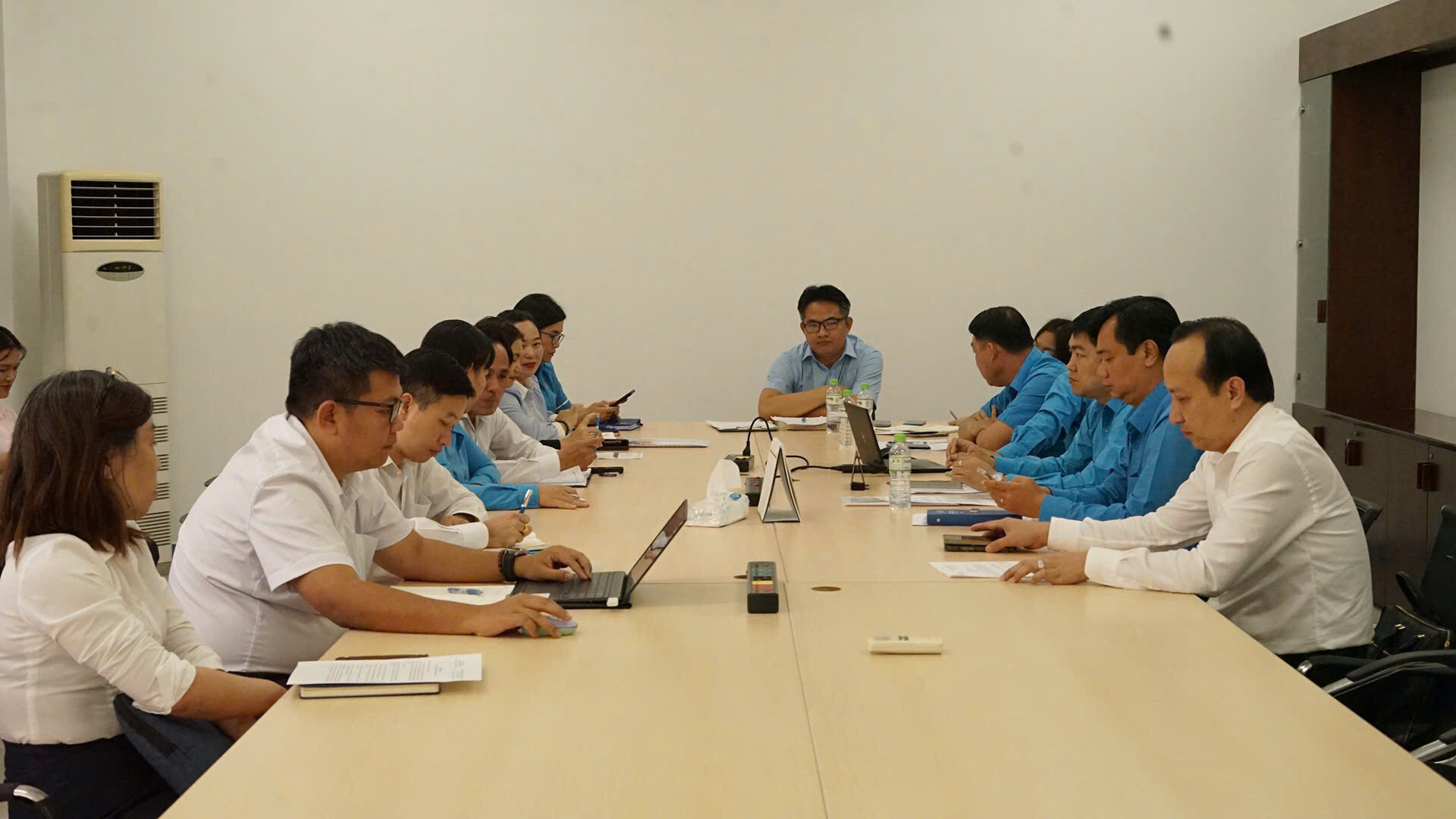 Nhiều doanh nghiệp muốn tuyển dụng hơn 3.700 lao động sau khi công ty FDI ngưng hoạt động ở TP.HCM - Ảnh 1.