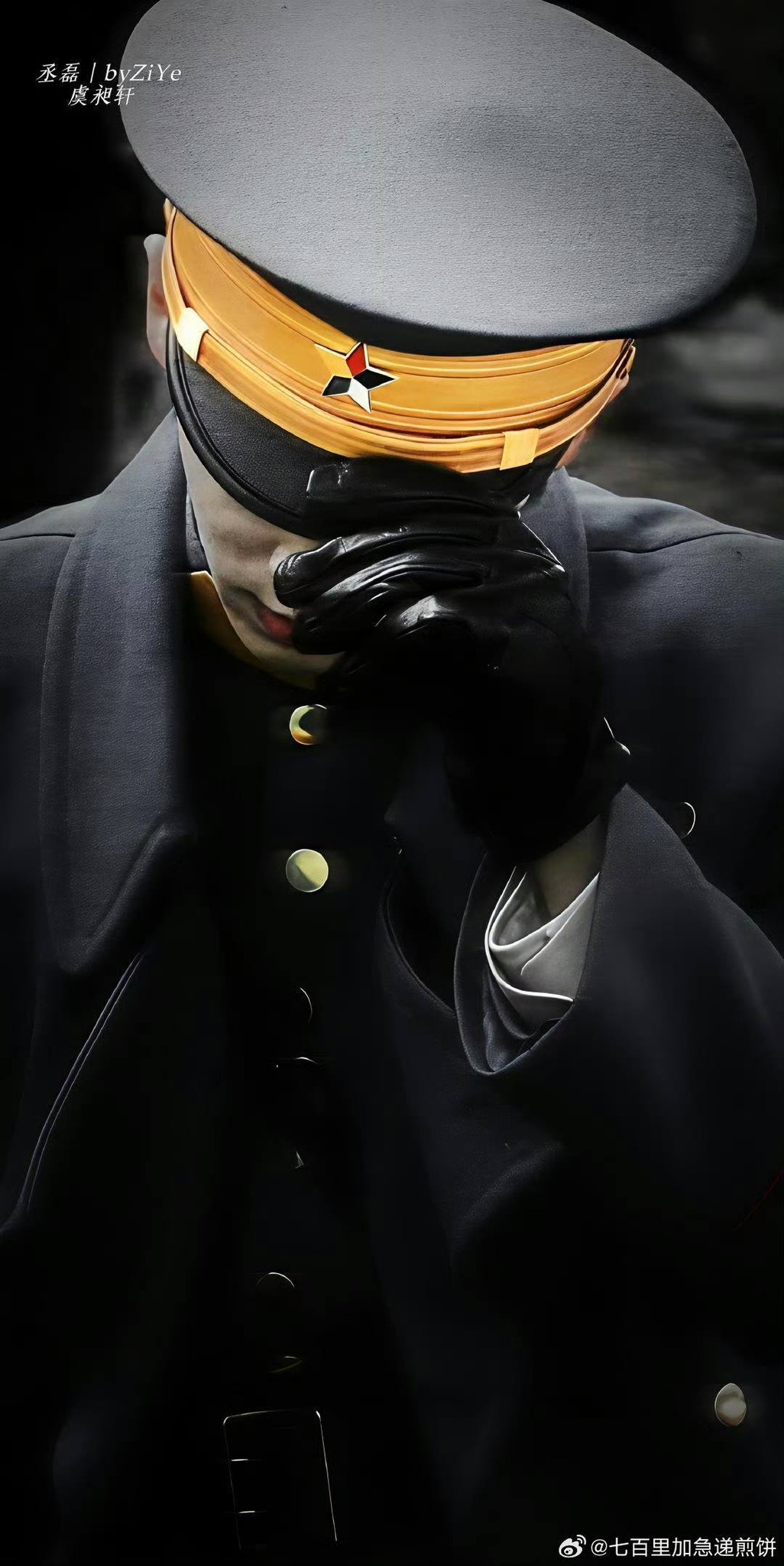 Nhìn mỹ nam này phải thốt lên “Hoàng tử thời dân quốc”: Khí chất vương giả ăn vào máu, đẹp không chừa phần ai 1 Nhin my nam nay phai thot len Hoang tu thoi