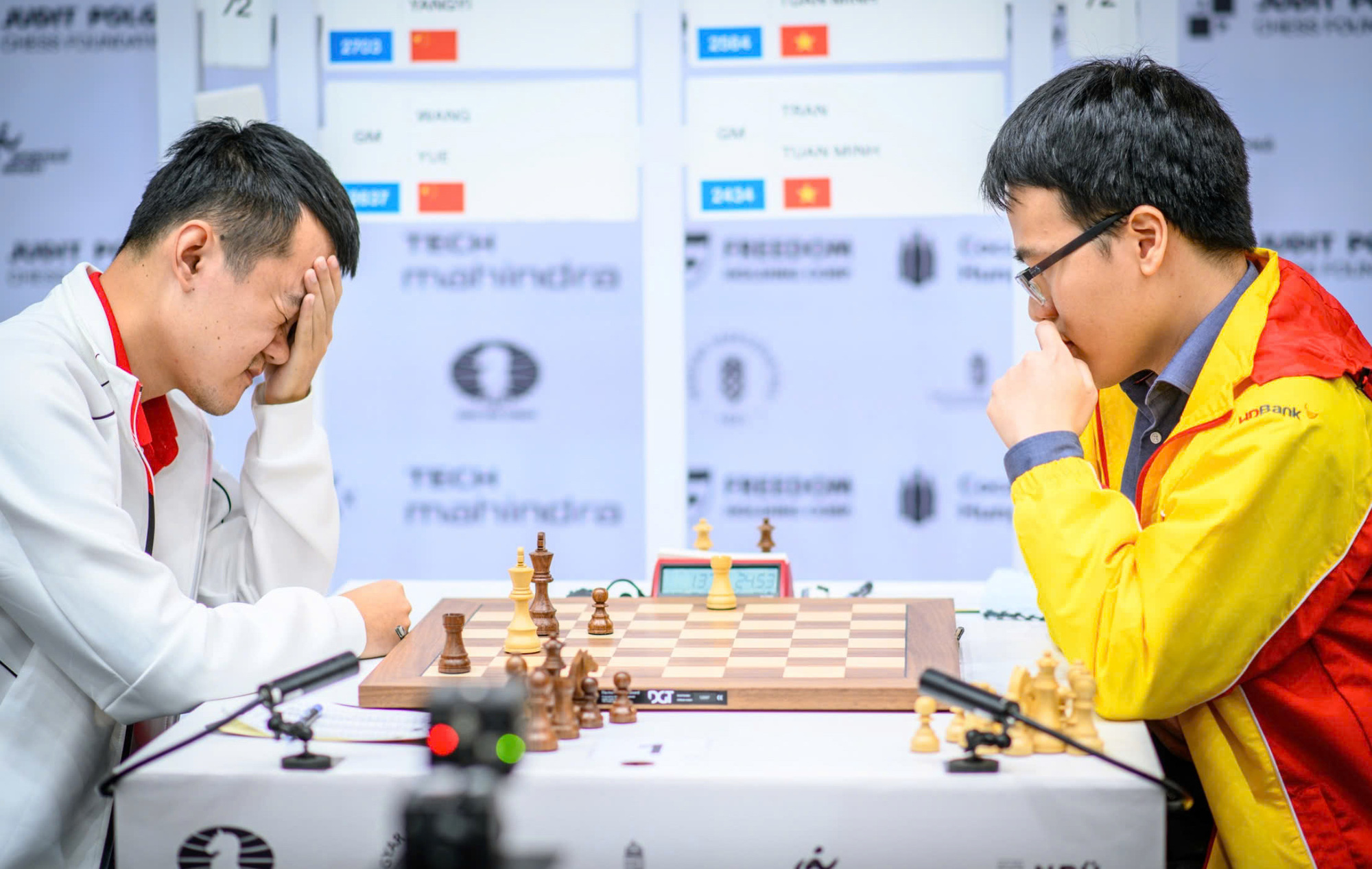 Nhờ đâu Lê Quang Liêm thường xuyên đánh bại các 'vua cờ' - Ảnh 1. cờ - Ảnh 1.