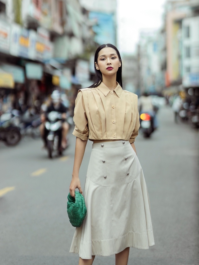 Những bản phối với áo crop top 'bất bại'- Ảnh 1. Những bản phối với áo crop top 'bất bại'- Ảnh 1.