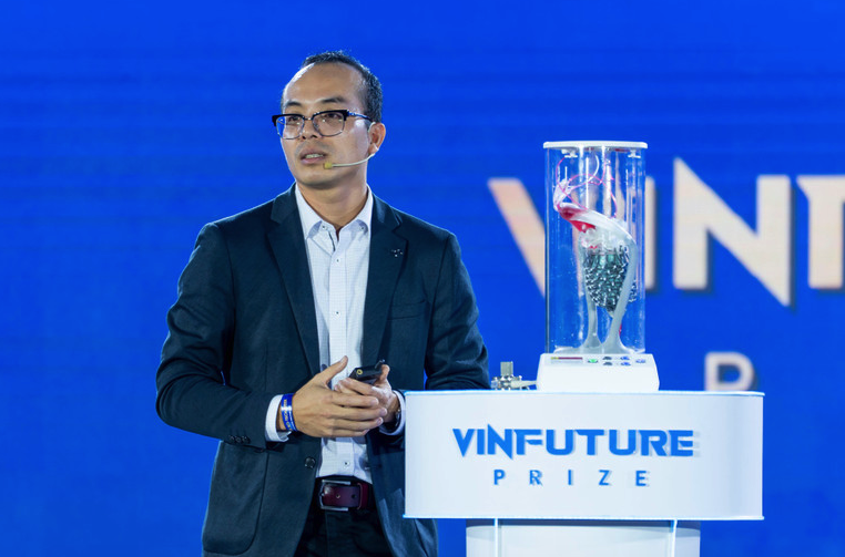 Những câu chuyện truyền cảm hứng từ VinFuture 2025 - Ảnh 1.
