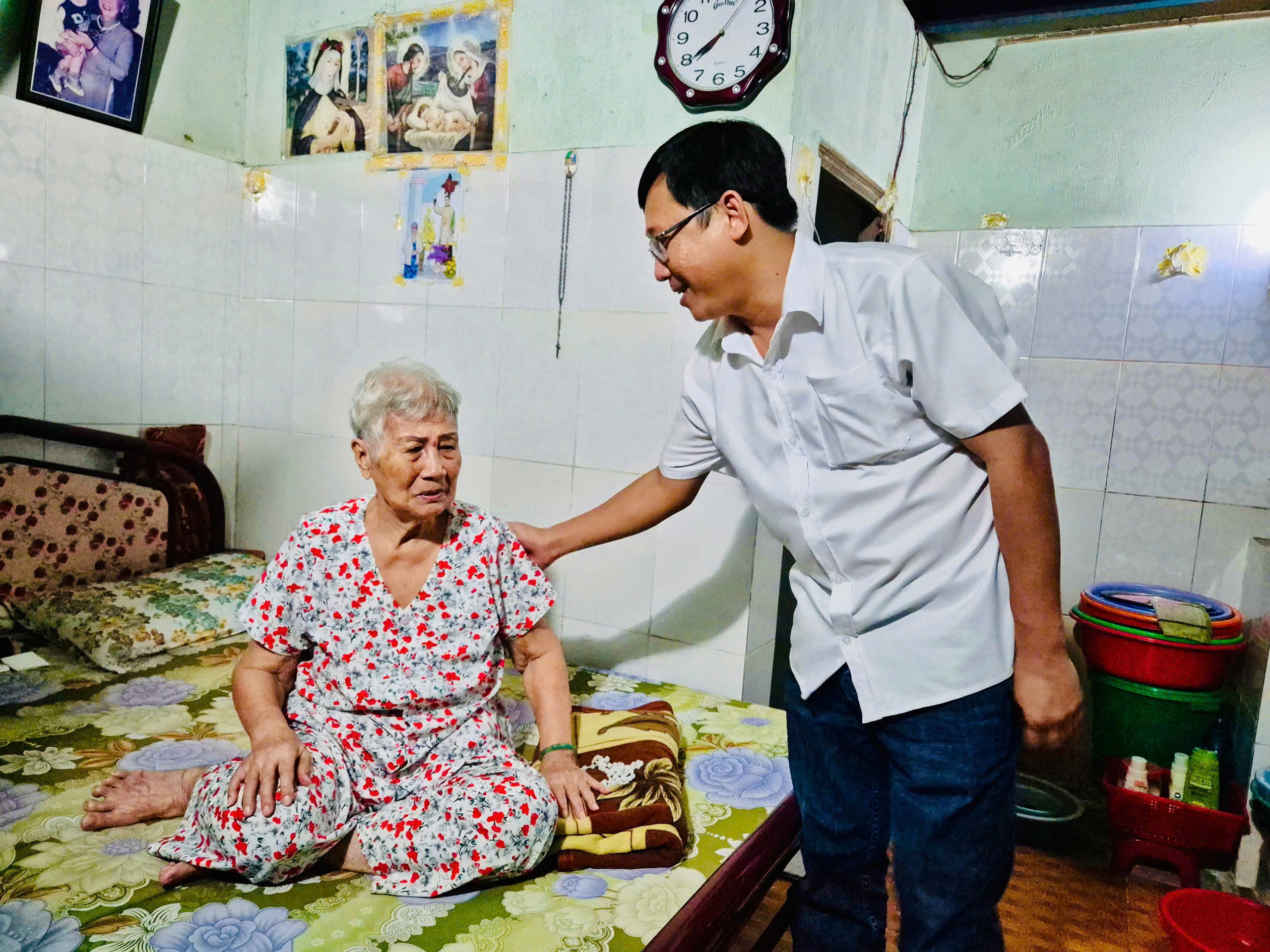 Những chủ trọ đầy nghĩa tình - Ảnh 1.