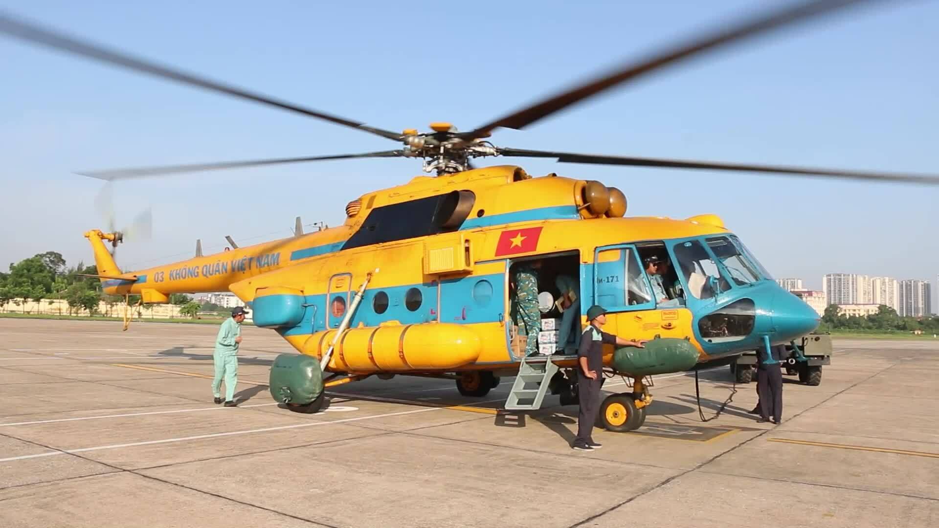 Những phi công bay cứu trợ