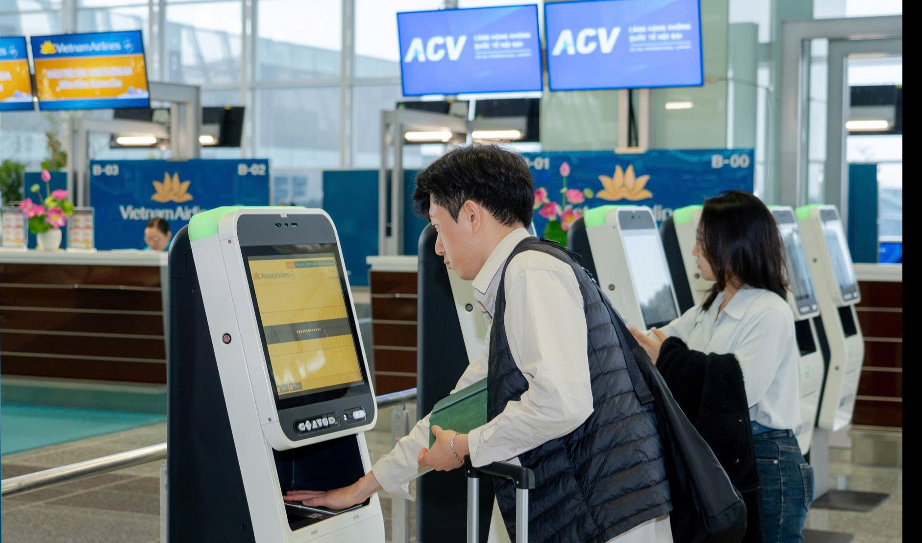 Những tiện ích mới tại nhà ga T2 sân bay Nội Bài sau mở rộng 2 Những tiện ích mới ở nhà ga T2 sân bay Nội Bài sau khi mở rộng - Ảnh 2.