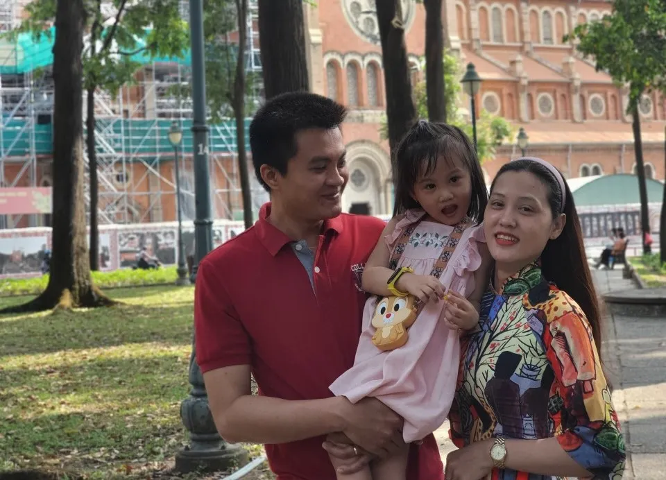 Gia đình nhỏ của tác giả. Gia đình nhỏ của tác giả.