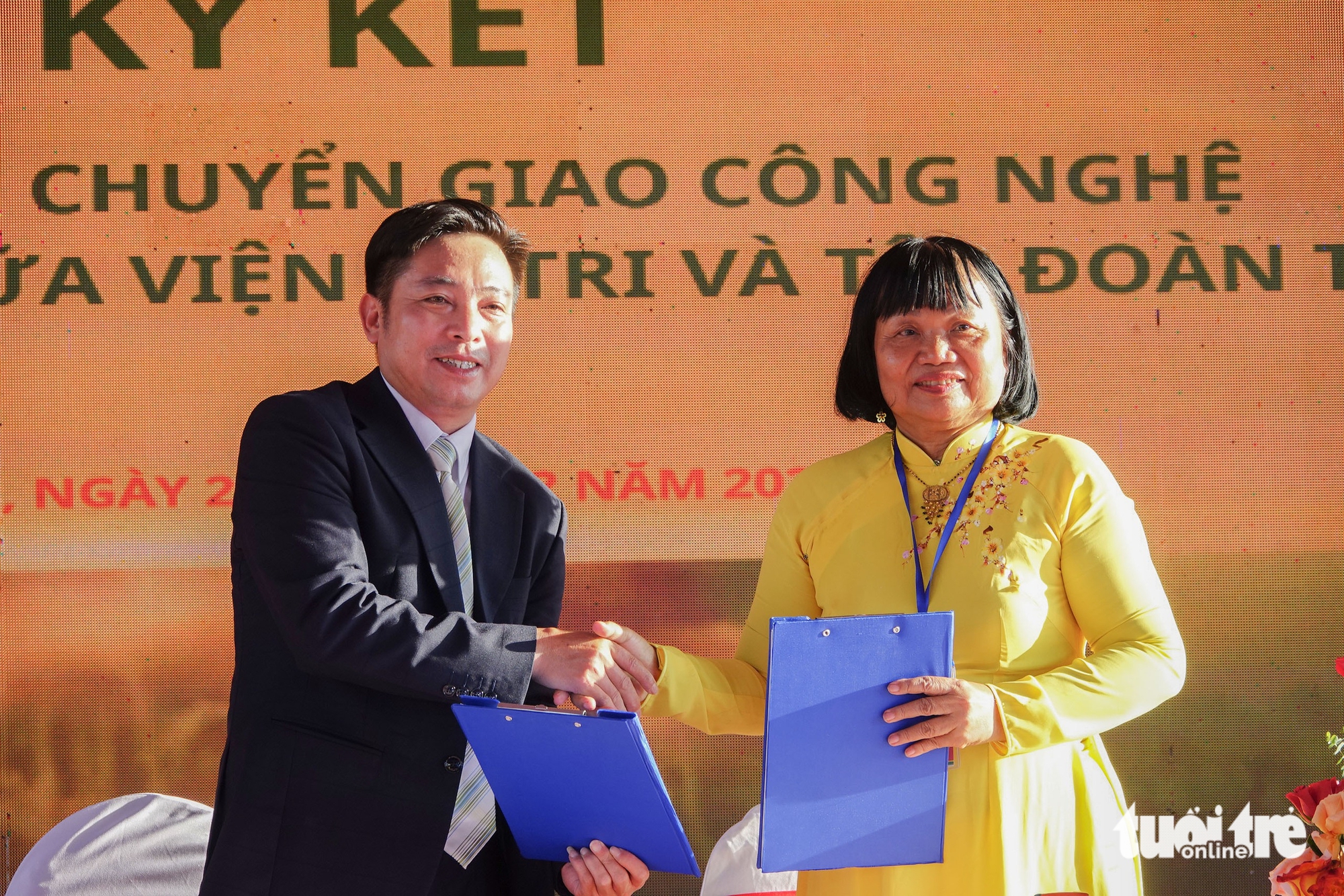 lúa chất lượng cao - Ảnh 1.