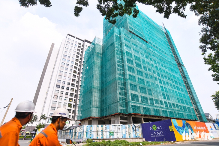 Novaland, Địa ốc Hoàng Quân muốn phát hành cổ phiếu để hoán đổi nợ, điều gì đang xảy ra? 1 cổ phiếu - Ảnh 1.