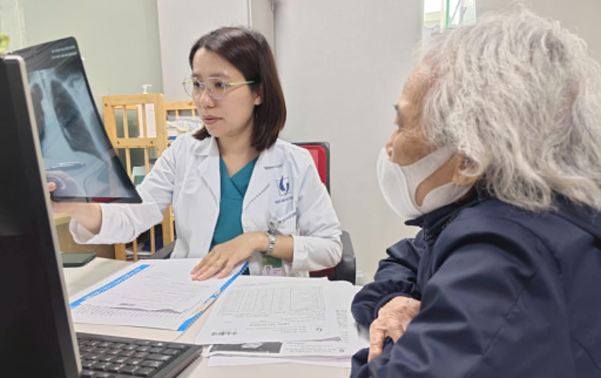 phó giáo sư - Ảnh 1.