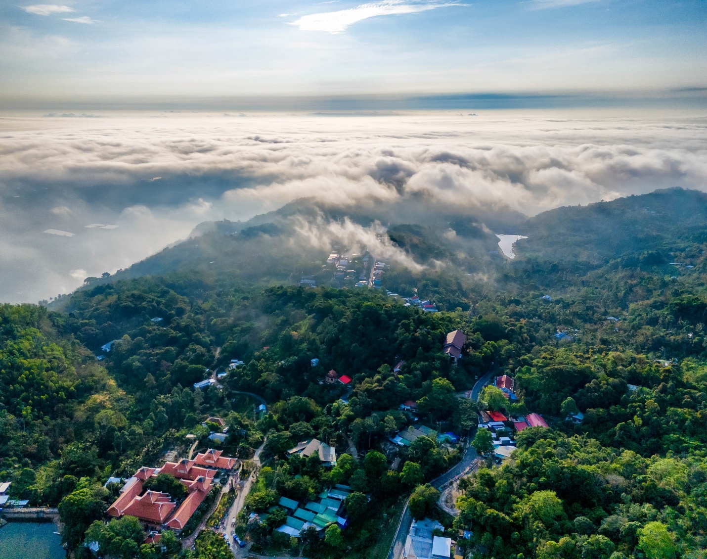 Núi Cấm sẽ chiến lược hơn khi An Giang mở rộng- Ảnh 2. Núi Cấm sẽ chiến lược hơn khi An Giang mở rộng- Ảnh 2.