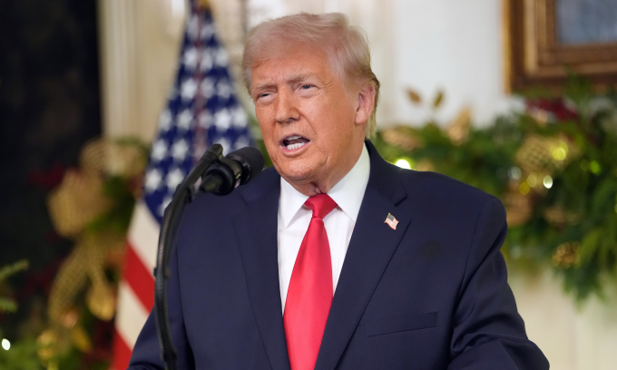 Tổng thống Mỹ Donald Trump phát biểu tại Nhà Trắng hôm 17/12. Ảnh: AP