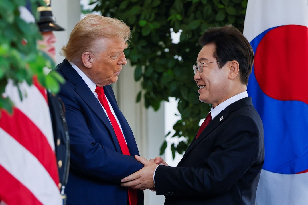 Ông Trump tặng Tổng thống Hàn Quốc chìa khóa vàng vào Nhà Trắng 1 Hàn Quốc - Ảnh 1.