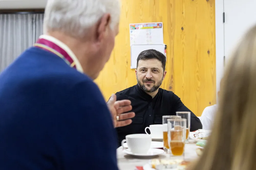 Tổng thống Ukraine - ông Volodymyr Zelensky. Ảnh: TELEGRAM Ông Zelensky hé lộ 'bộ ba' văn kiện định đoạt tương lai Ukraine.jpg