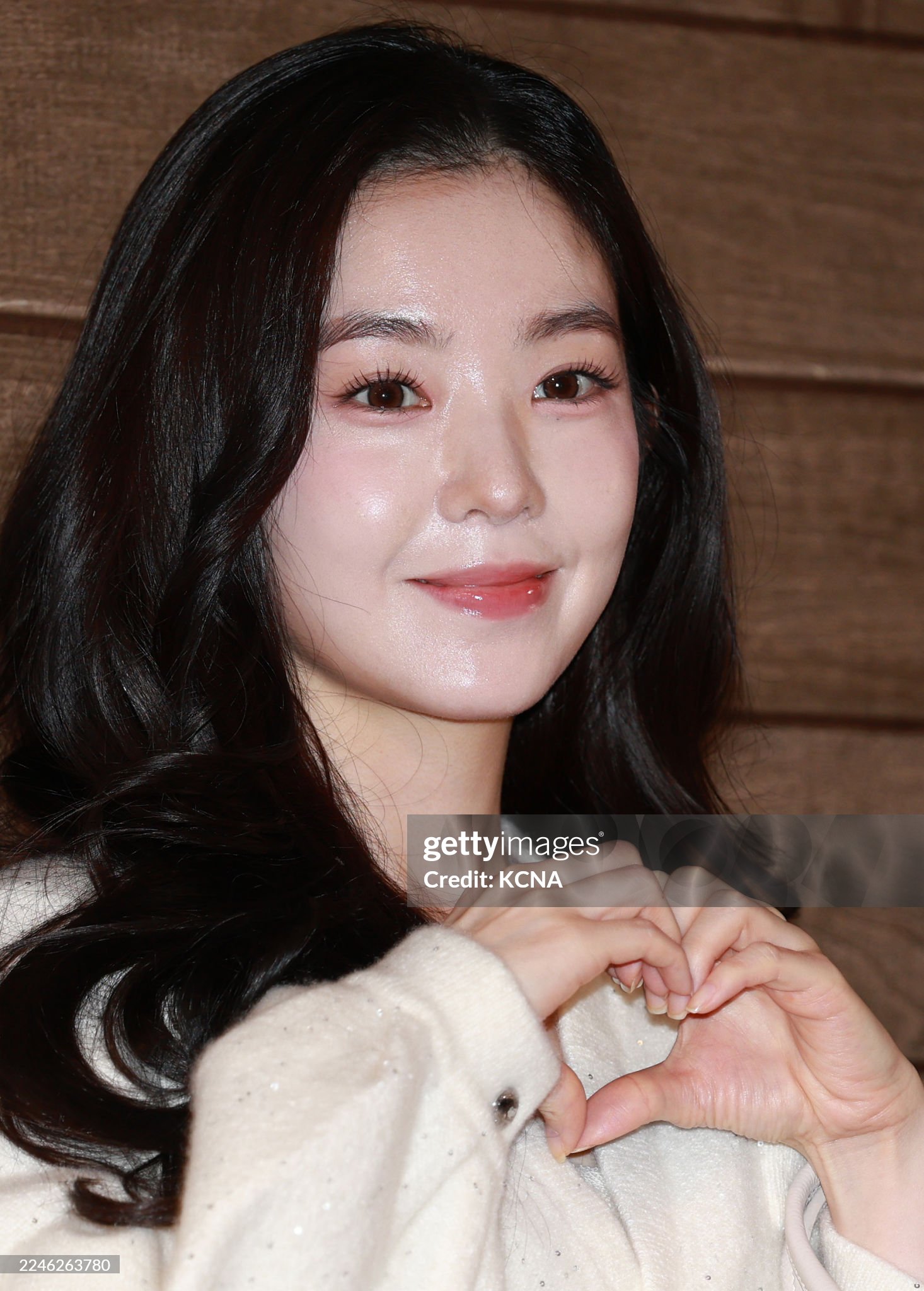 “Ống kính hủy diệt” Getty Images bóc trần nhan sắc thật của mỹ nhân đẹp nhất Hàn Quốc- Ảnh 1.