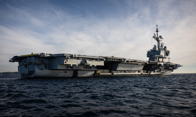 Tàu sân bay Charles de Gaulle của Pháp tại Địa Trung Hải hồi tháng 11/2024. Ảnh: AFP
