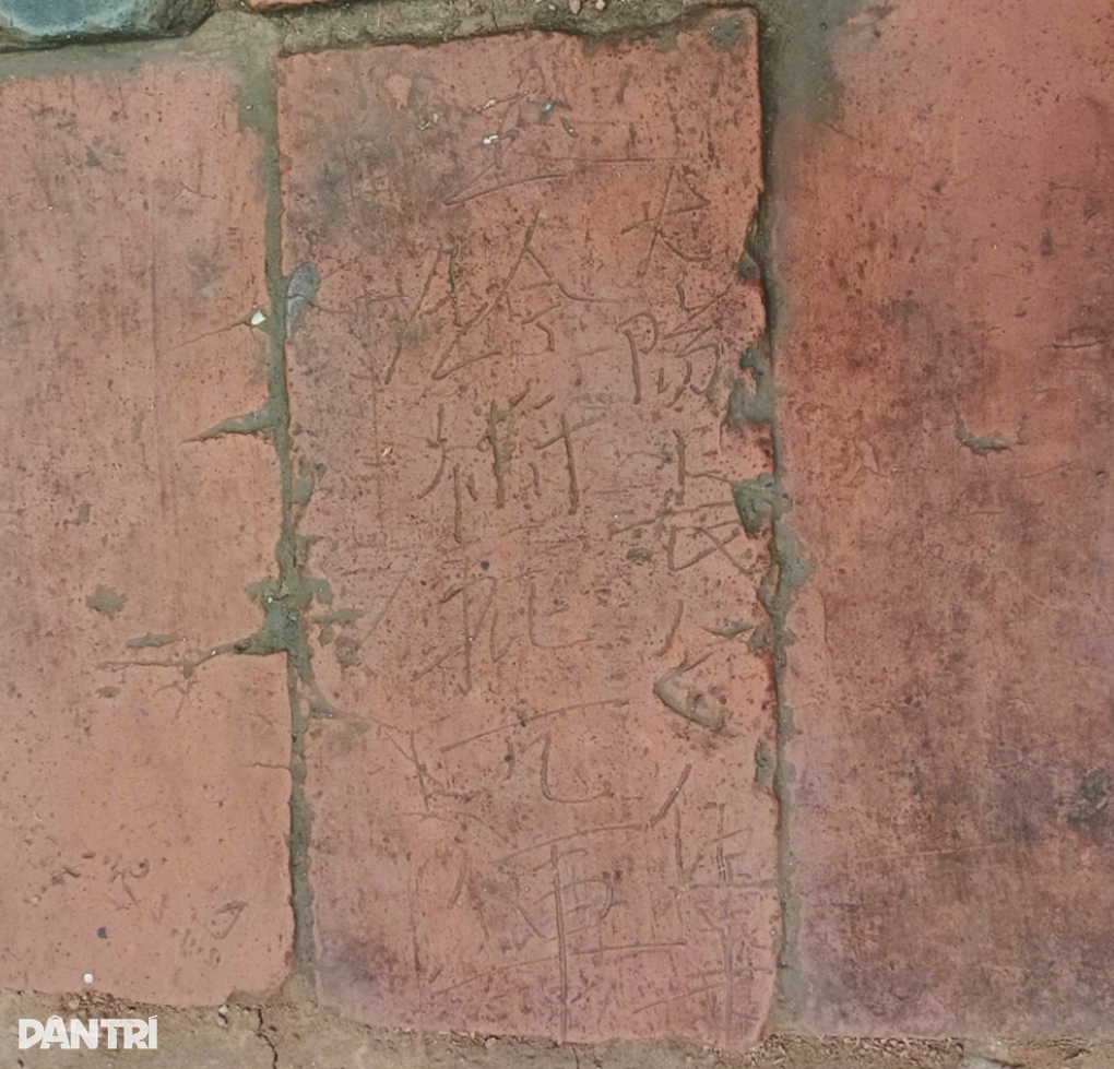 Phát lộ móng cột khổng lồ tại Chính điện Kính Thiên quy mô nghìn năm - 2