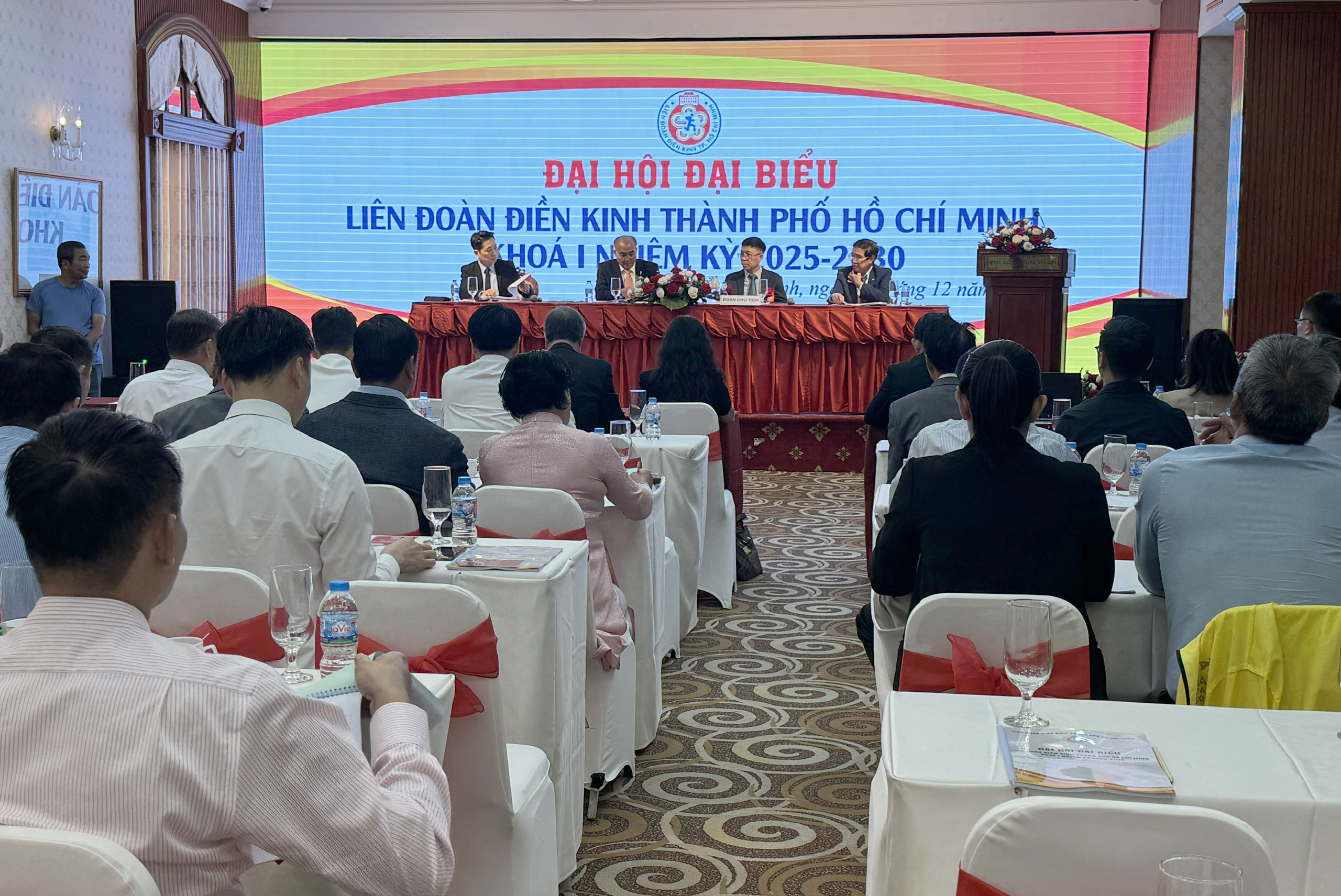 Phát triển toàn diện, hội nhập quốc tế 1 Đại hội Liên đoàn Điền kinh TP HCM: Phát triển toàn diện, hội nhập quốc tế - Ảnh 1.