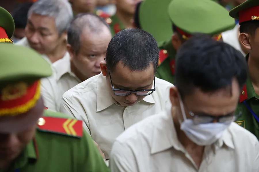 Các bị cáo từng là đăng kiểm viên tại phiên tòa sơ thẩm. Ảnh: HOÀNG GIANG ngành đăng kiểm