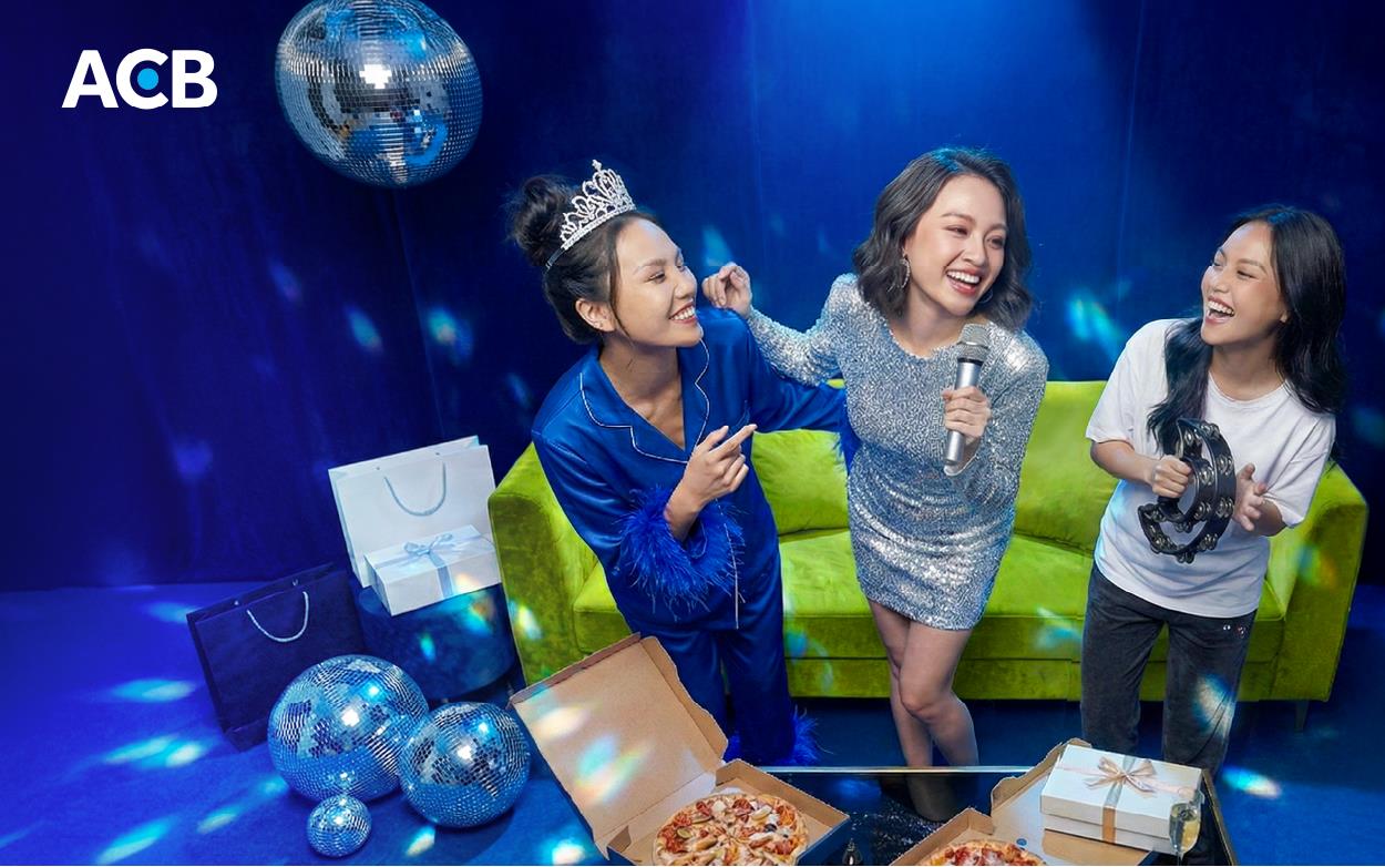 Phố lên đèn, tủ đồ lên đời, còn deal hời để ACB lo- Ảnh 1.