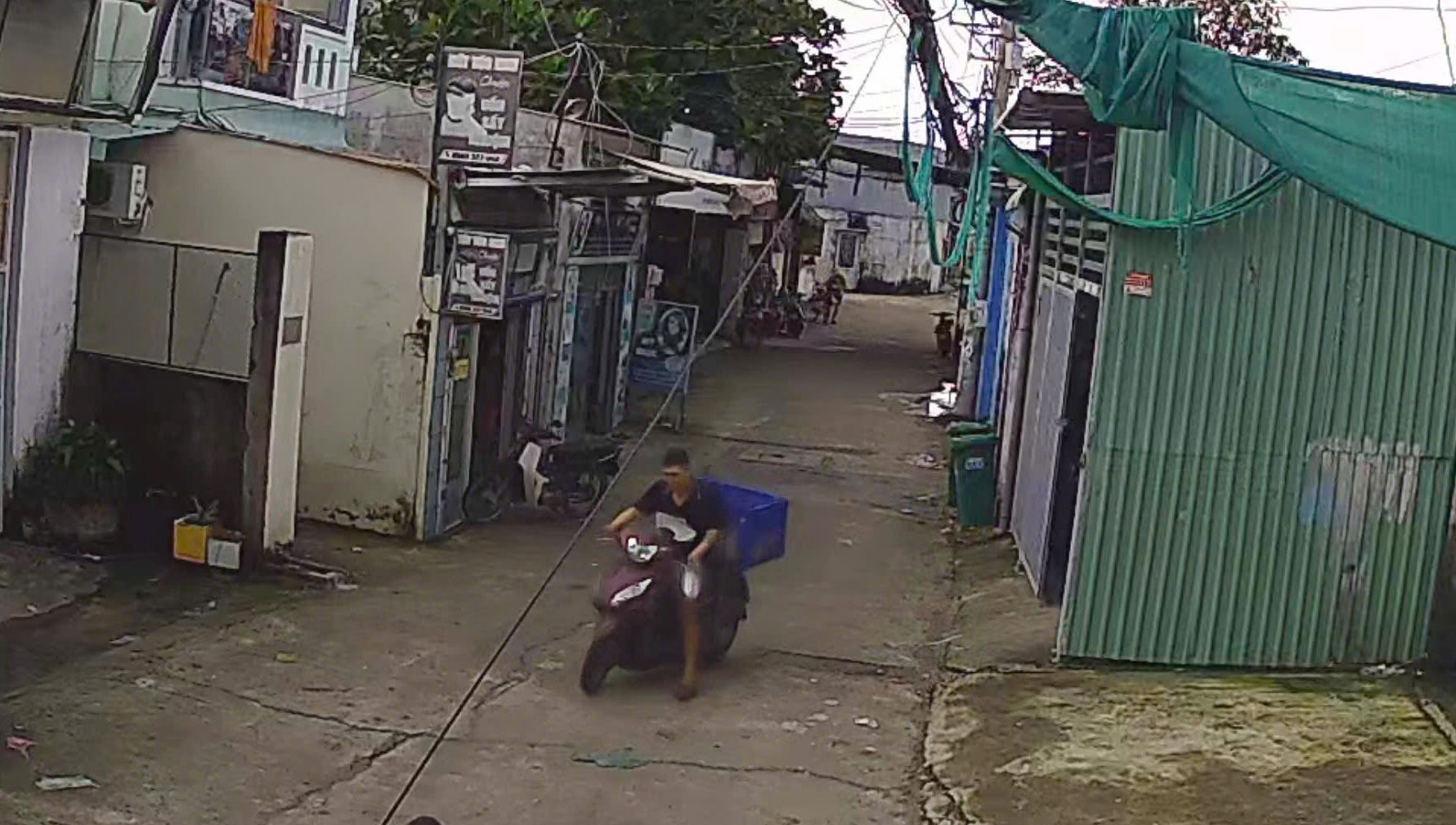 Nghiêm trị tội phạm sản xuất thực phẩm giả - Ảnh 3. thực phẩm giả - Ảnh 3.