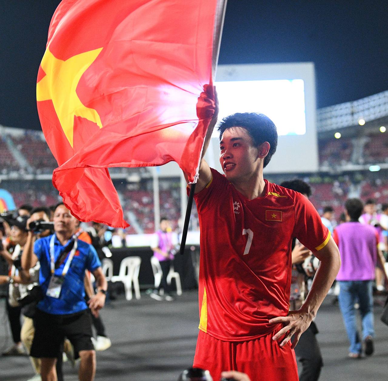 Phỏng vấn nóng ngôi sao sáng nhất U22 Việt Nam - Đình Bắc: 