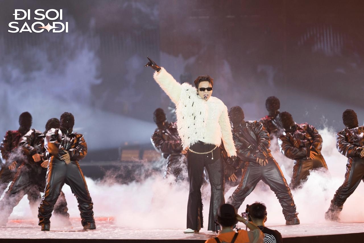 Tình hình báo động của SOOBIN: Phù nề, họng sưng 1 cục, người ớn lạnh- Ảnh 1.