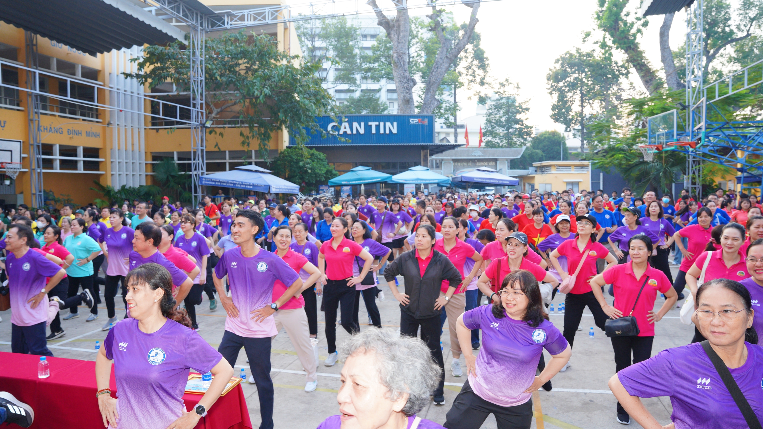 Phường Bến Thành, TP HCM tổ chức giải đi bộ gây quỹ chăm lo người yếu thế - Ảnh 1.