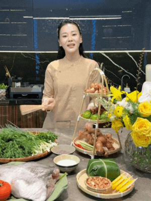 Phương Oanh 0 Phương Oanh , Shark Bình, sao Việt